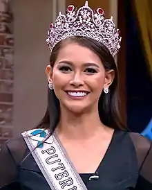 Puteri Indonesia 2017Bunga Jelitha Ibrani,of Jakarta SCR