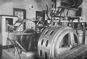 Fessenden's 35&nbsp;kW synchronous rotary spark transmitter, built 1905 at Brant Rock, Massachusetts, with which he achieved the first 2 way transatlantic communication in 1906 on 88&nbsp;kHz.