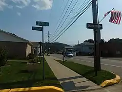 Route&nbsp;666 through downtown Sheffield, September 2017